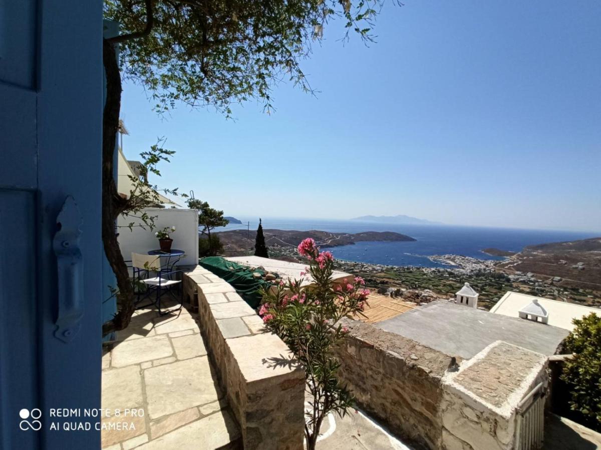 Traditional Stone House With Breathtaking View Villa Serifos Town Bagian luar foto