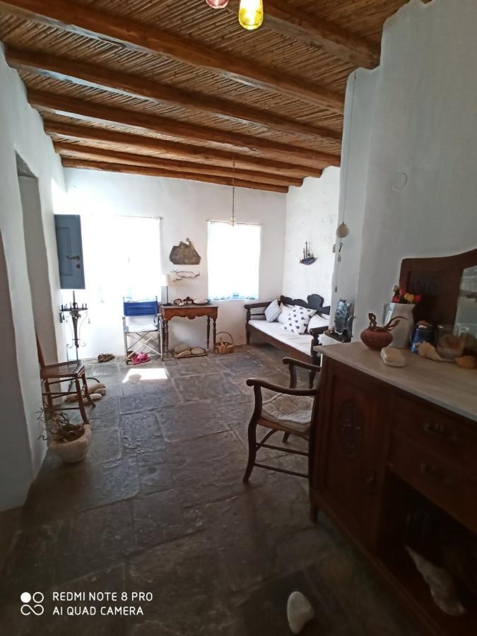 Traditional Stone House With Breathtaking View Serifos Town Bagian luar foto