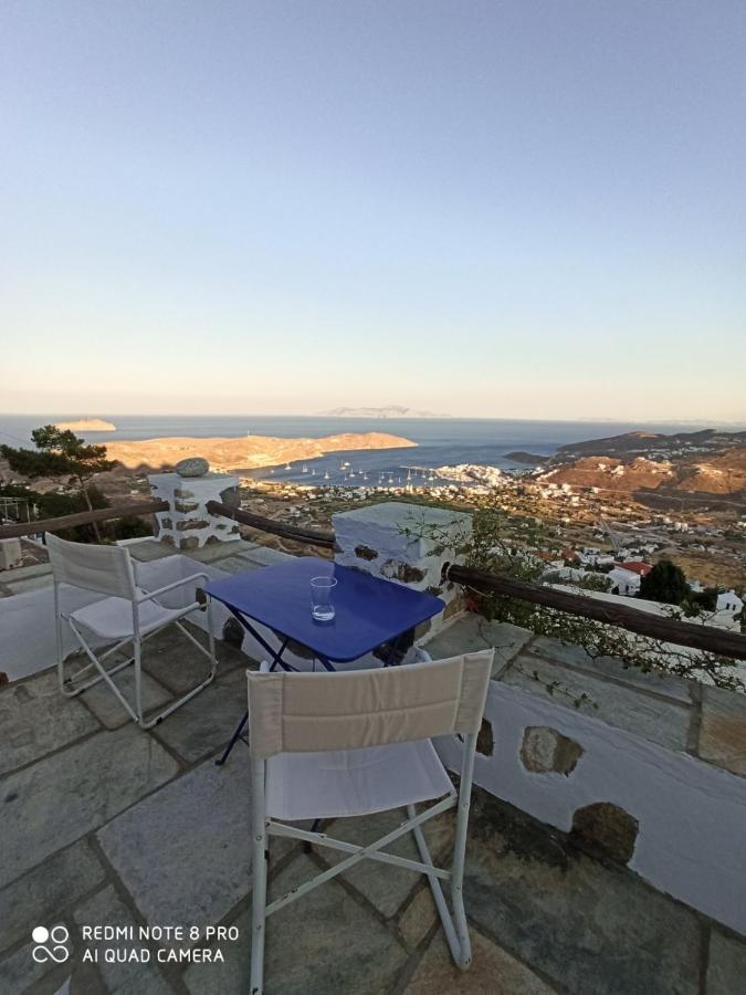 Traditional Stone House With Breathtaking View Villa Serifos Town Bagian luar foto